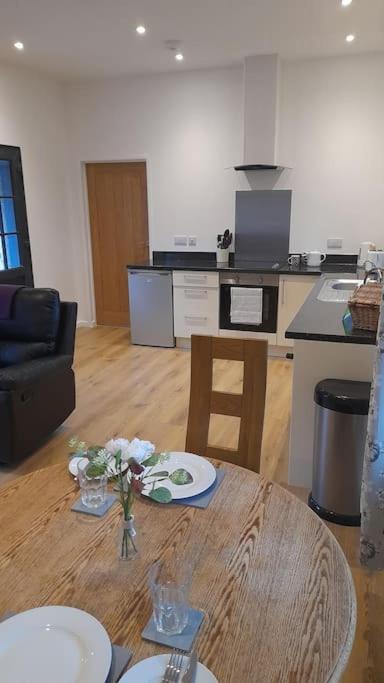 Thornmoor Barn Apartamento Lifton Exterior foto